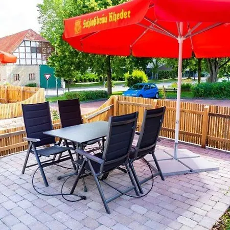 2 At The Castle Park * Brakel